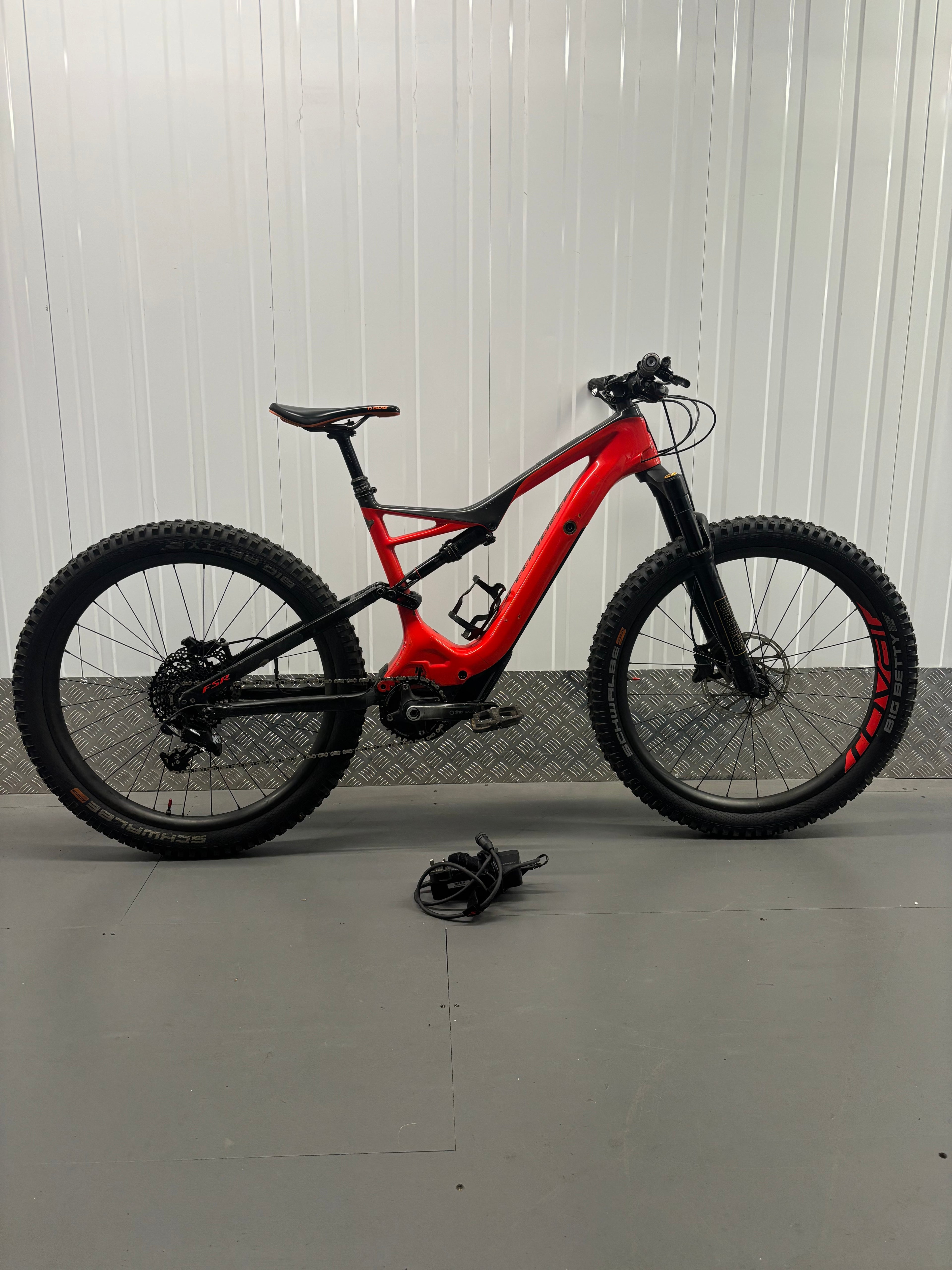Specialized Turbo Levo eMTB Full Suspension Pedal Assist E-Bike