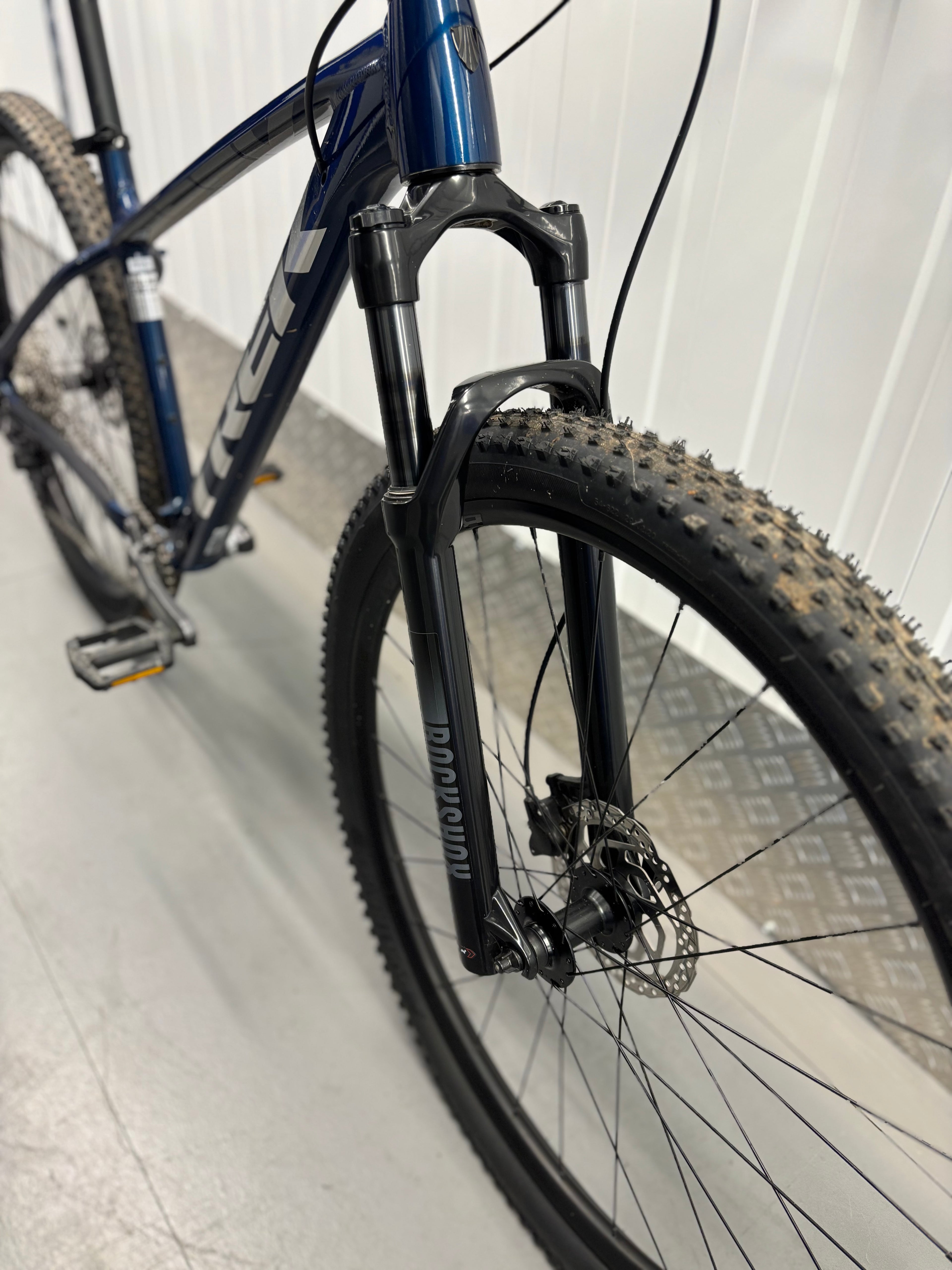 Trek x Caliber 7 Hardtail Mountain Bike